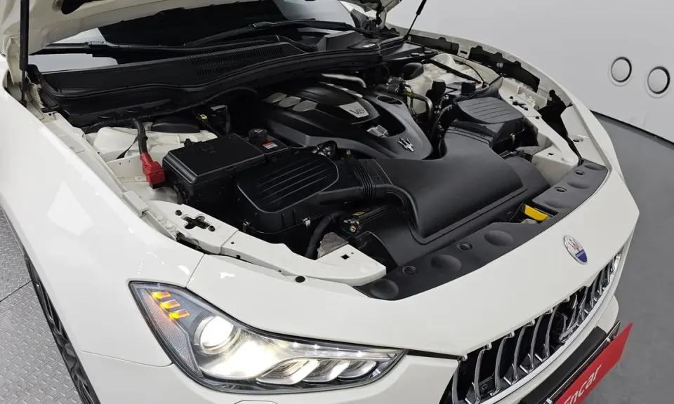 Maserati Ghibli