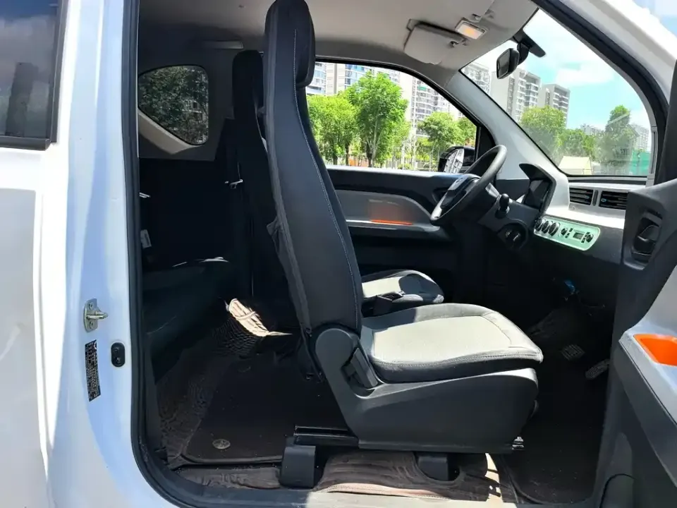 Wuling MINIEV
