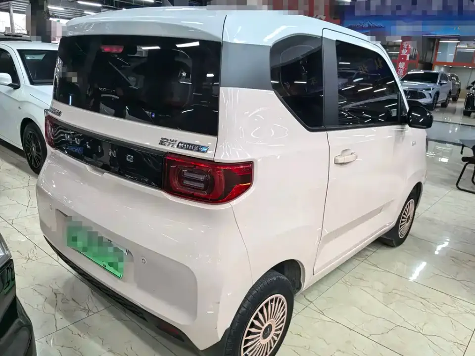 Wuling MINIEV