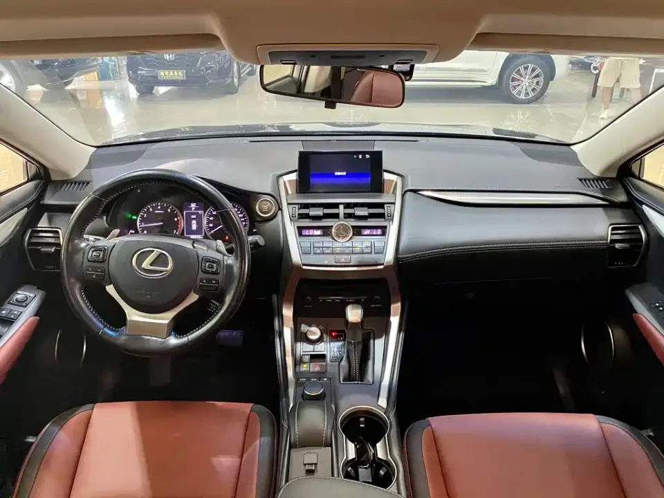 Lexus NX
