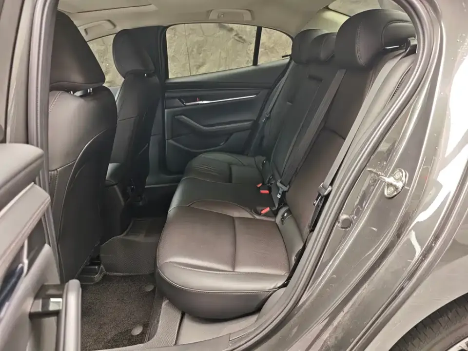 Mazda 3 Axela