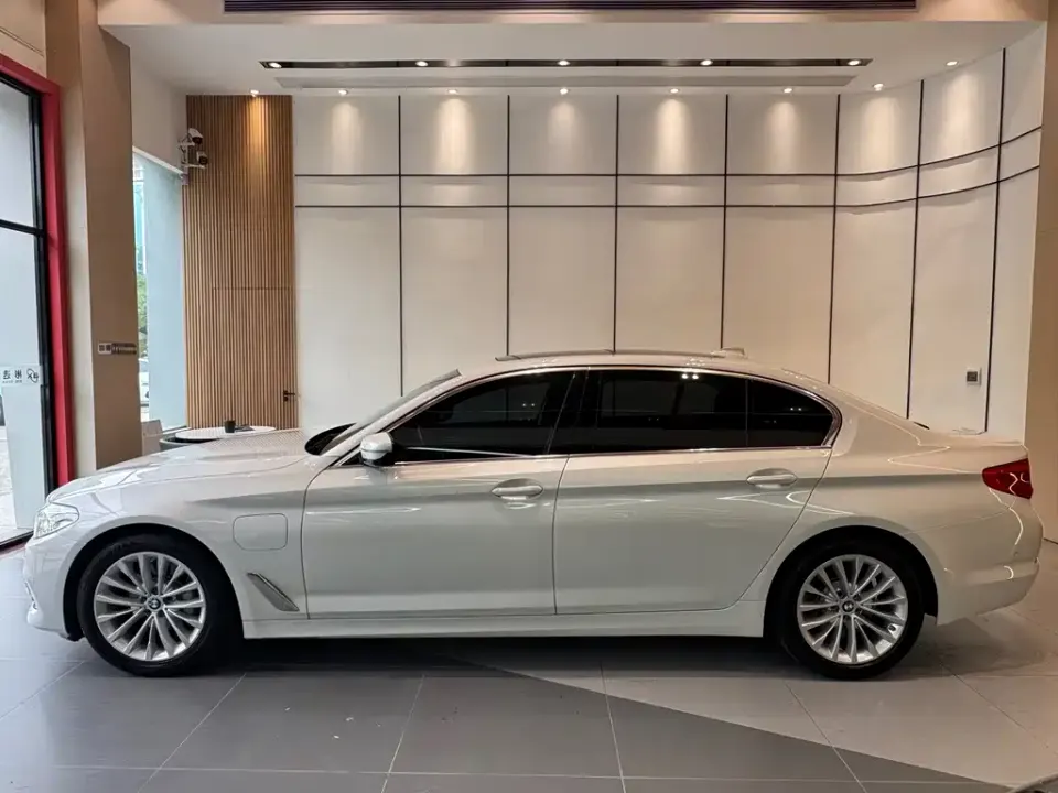 BMW 5 Series New Energy