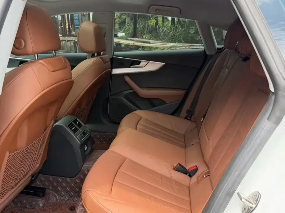Audi A5 (Import)