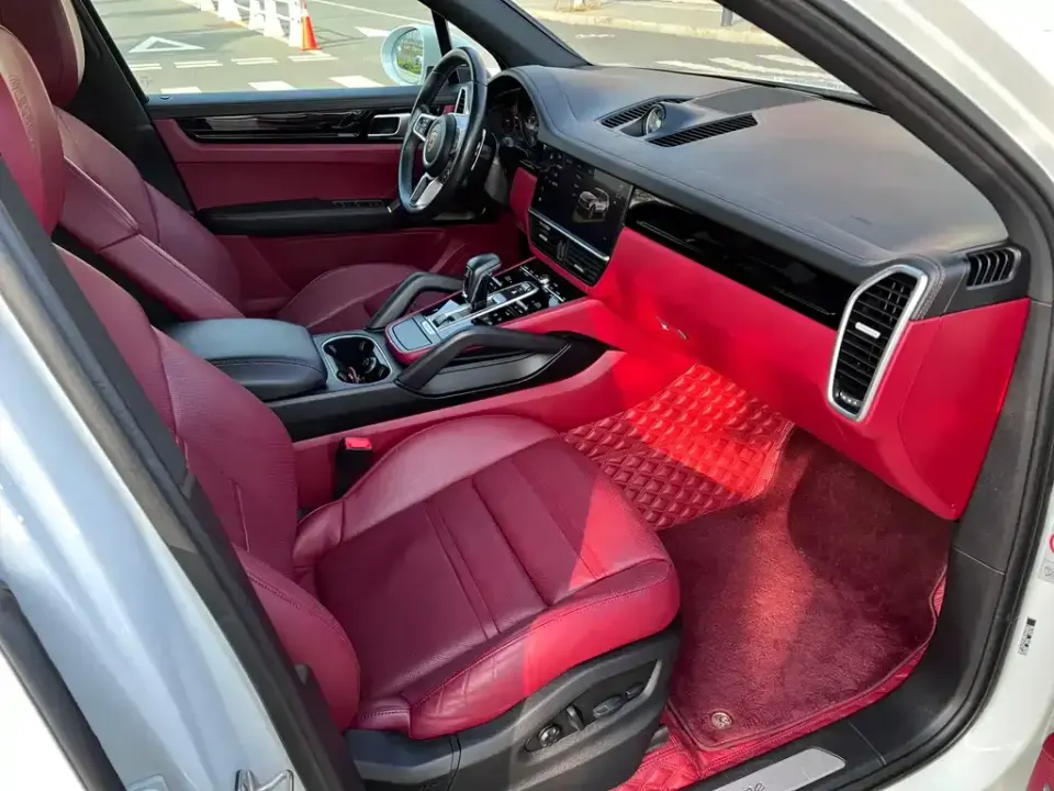 Porsche Cayenne Hybrid