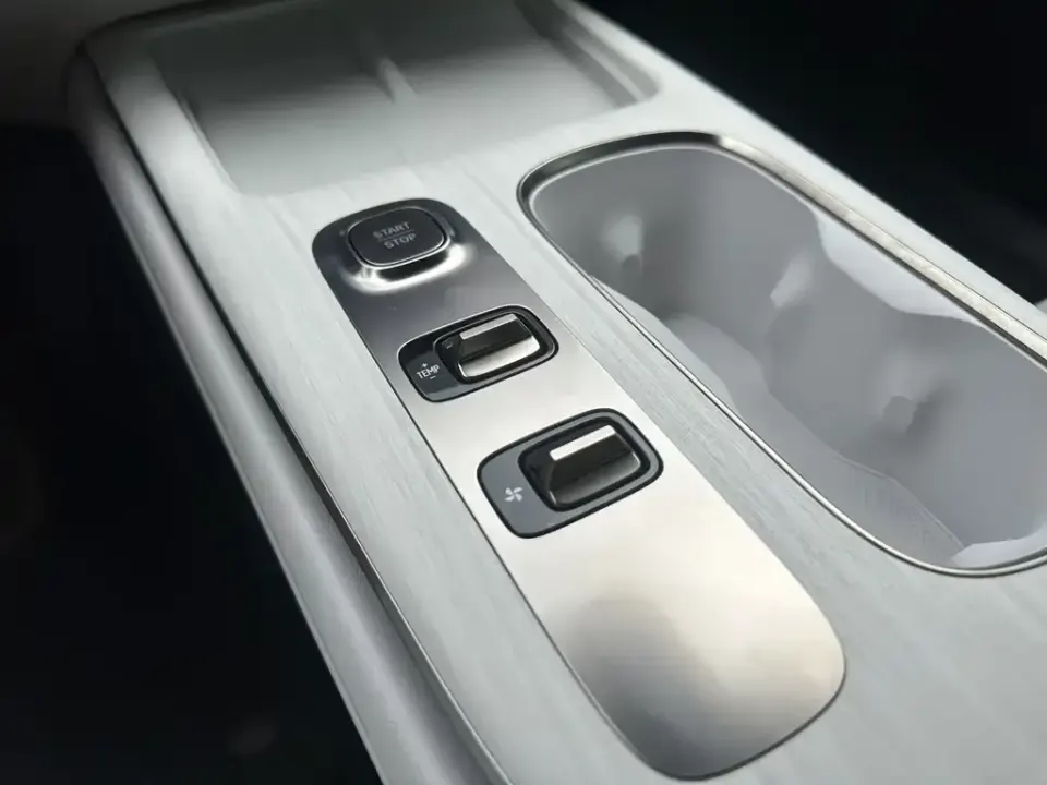 Xiaomi SU7