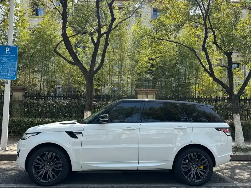 Land Rover Sport