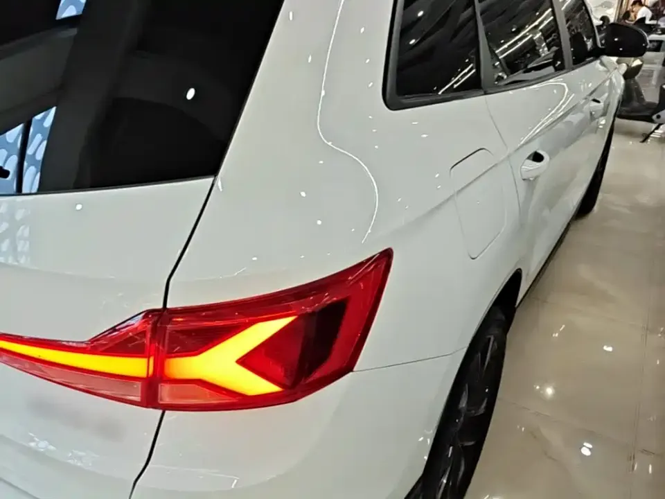 Jetta VS7