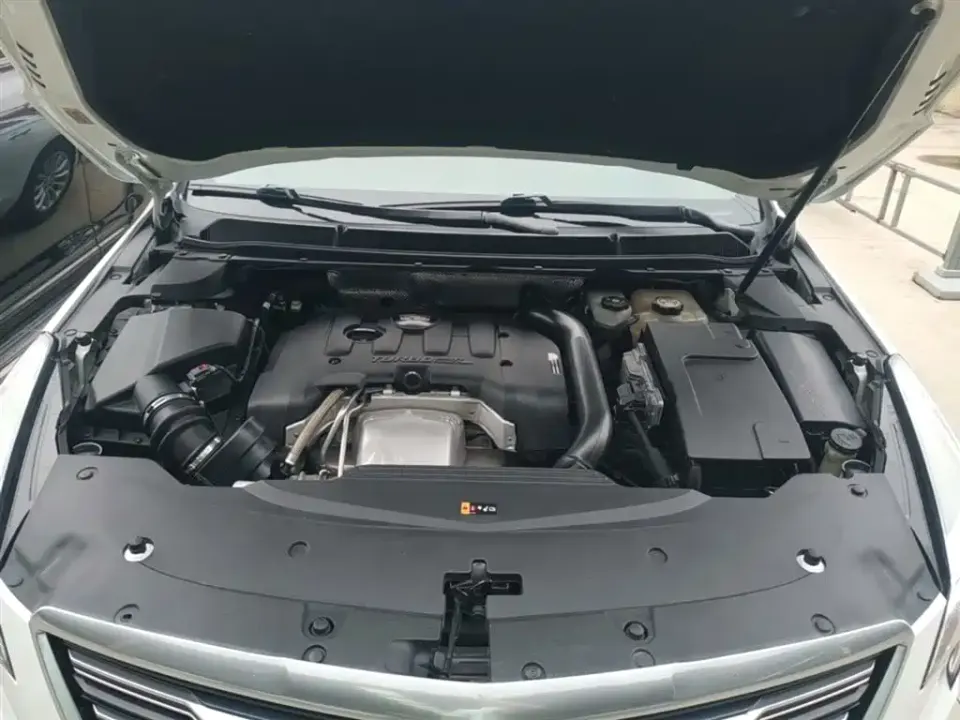 Cadillac XTS