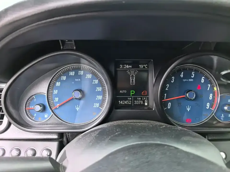 Maserati Quattroporte