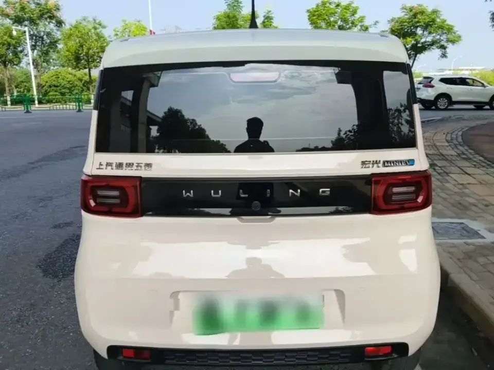 Wuling MINIEV
