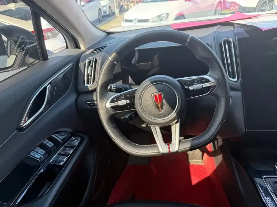Hongqi Hongqi HS3