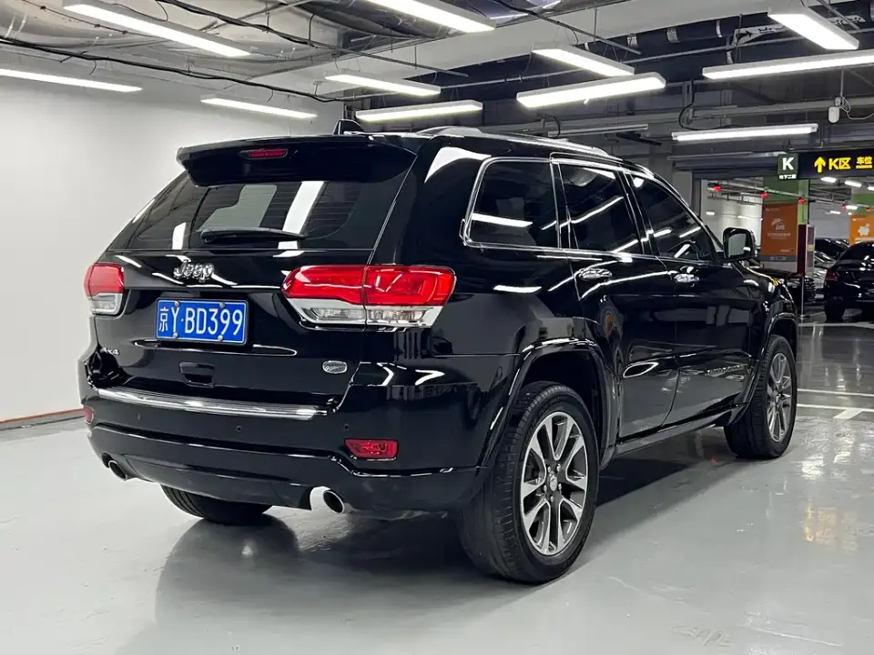 Jeep Grand Cherokee (Import)