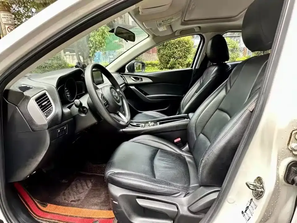 Mazda 3 Axela