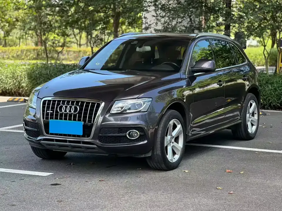 Audi Q5 (Import)