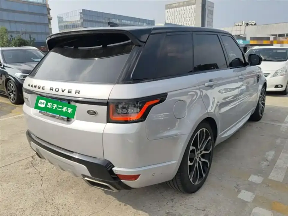 Land Rover Sport
