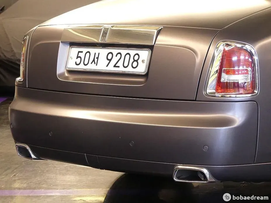 Rolls-Royce Phantom