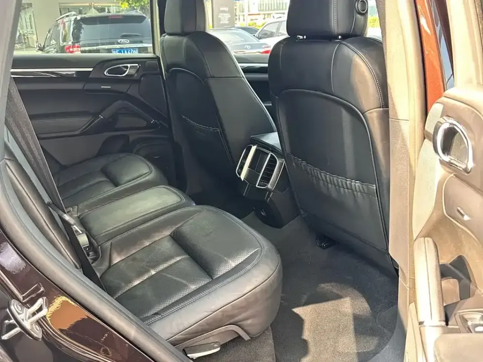 Porsche Cayenne Hybrid