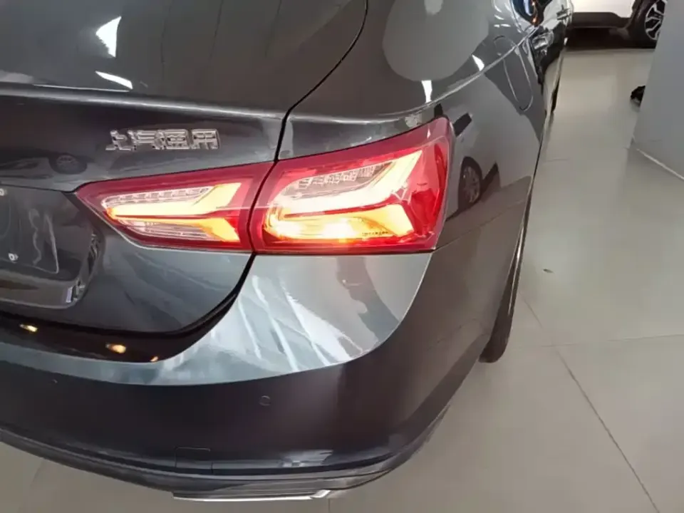 Chevrolet Malibu XL