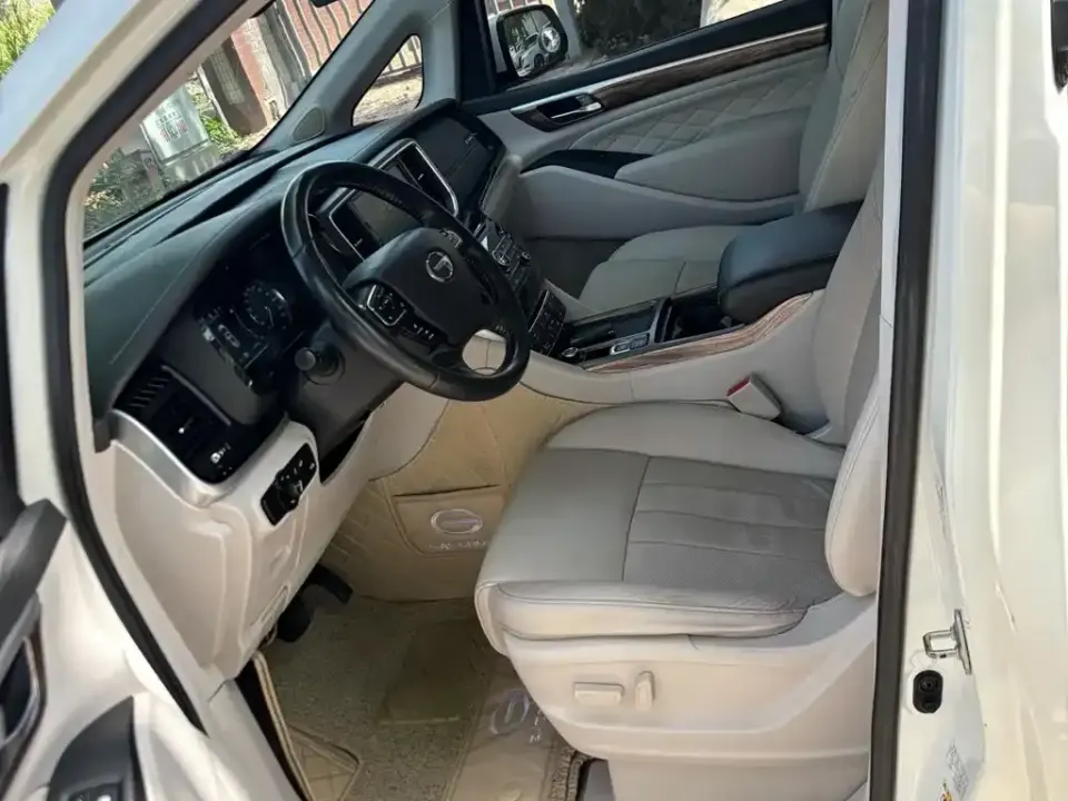 GAC Trumpchi M8