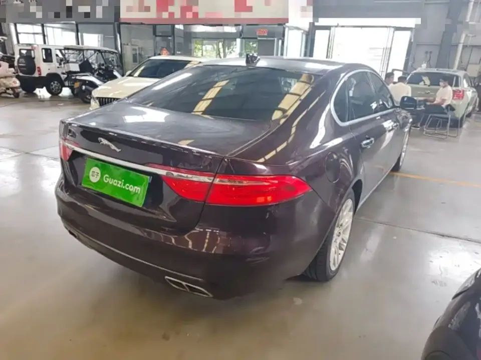 Jaguar XFL