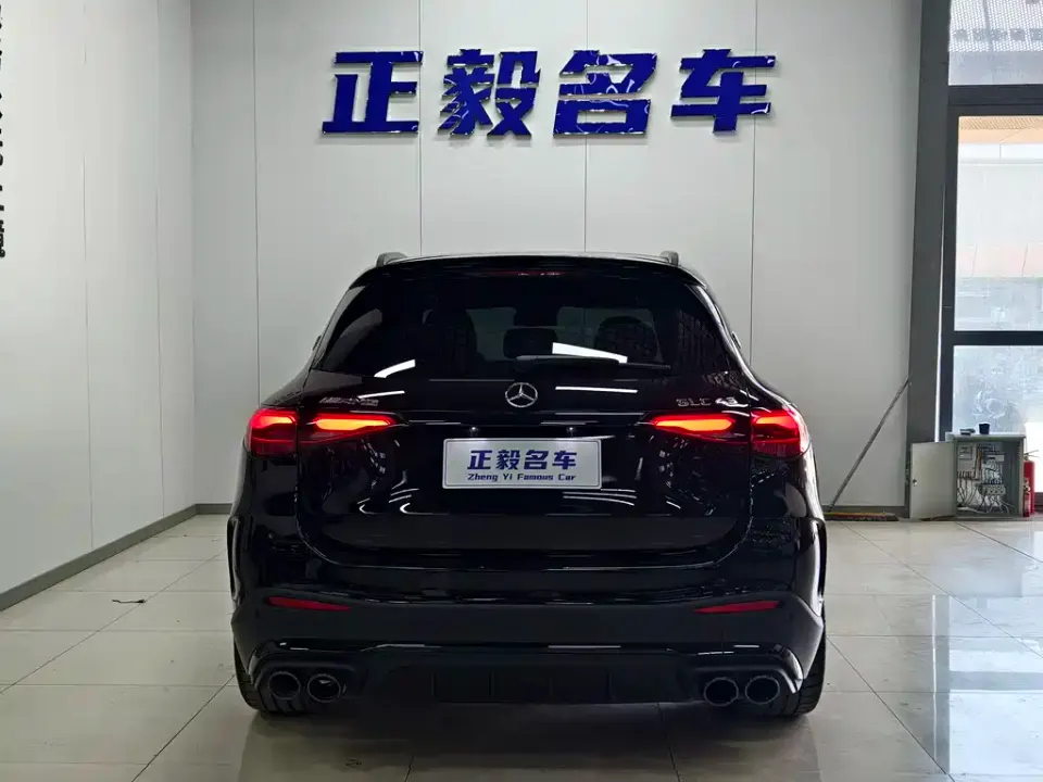 Mercedes-Benz GLC AMG