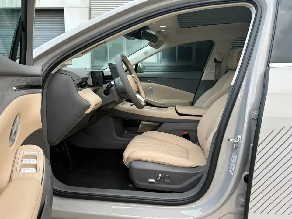 Hongqi 红旗H7 PHEV
