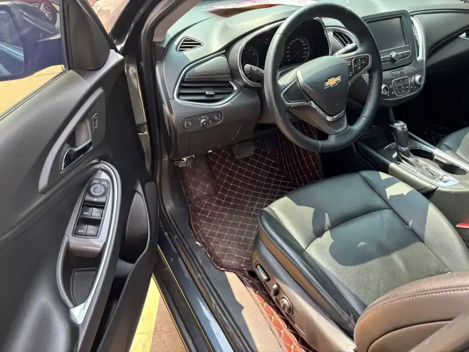 Chevrolet Malibu XL