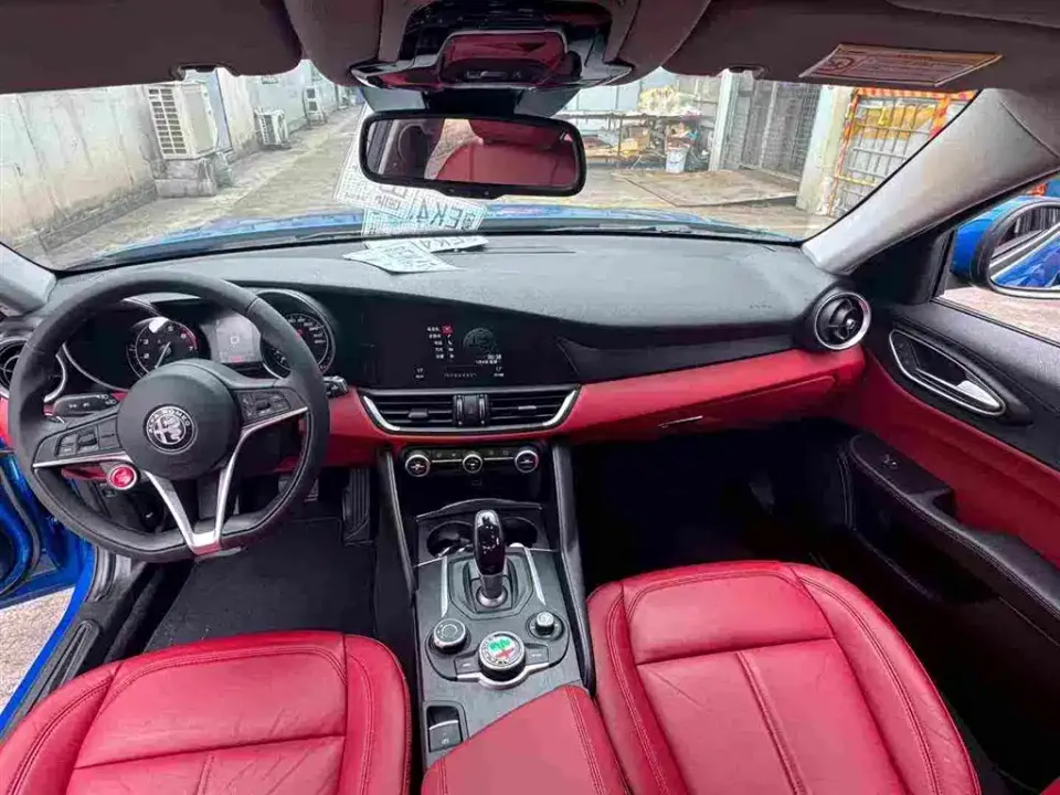 Alfa Romeo Giulia