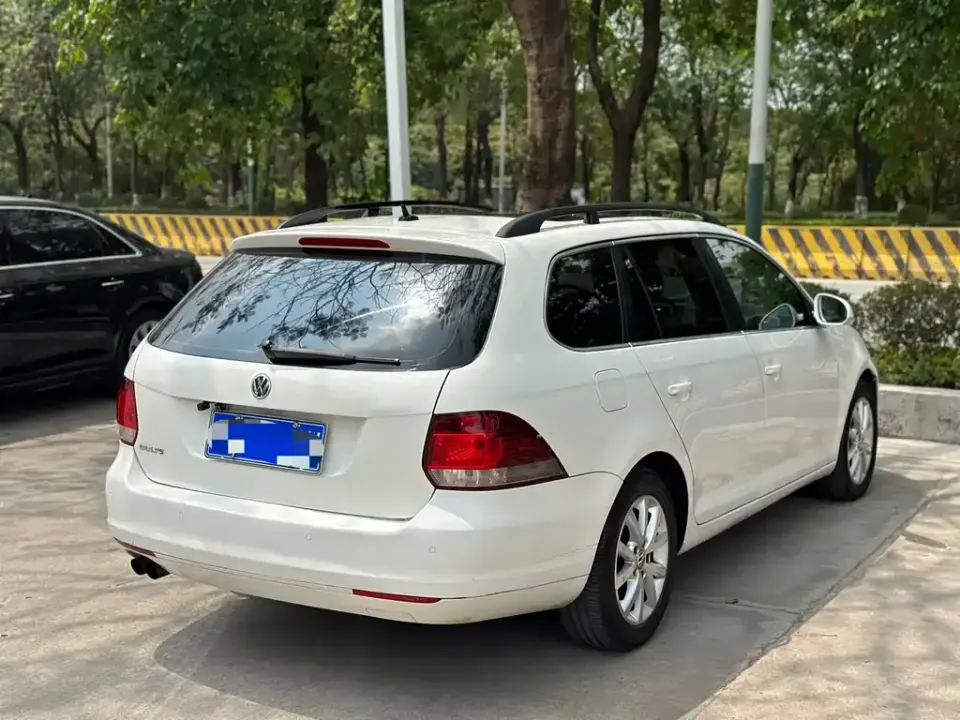 Volkswagen Golf (Import)