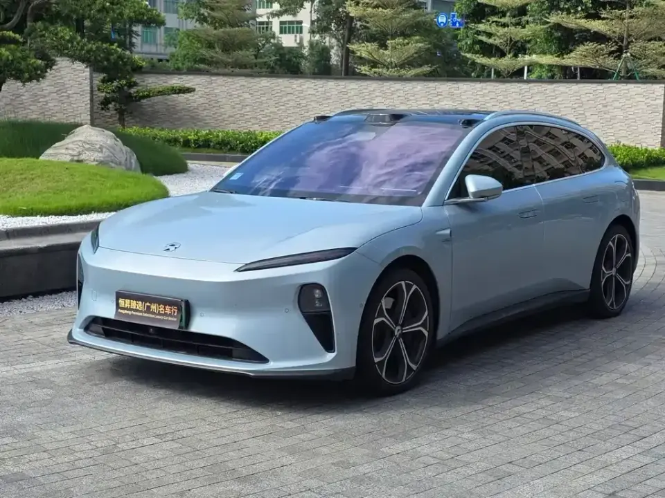 Nio ET5T