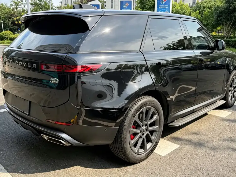 Land Rover Sport