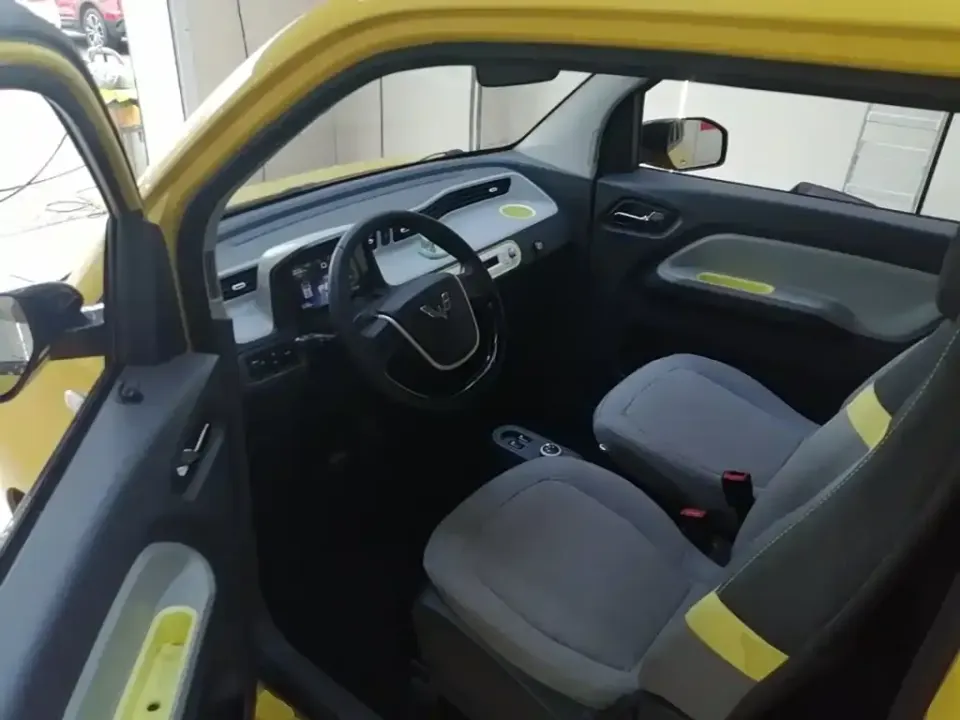 Wuling MINIEV
