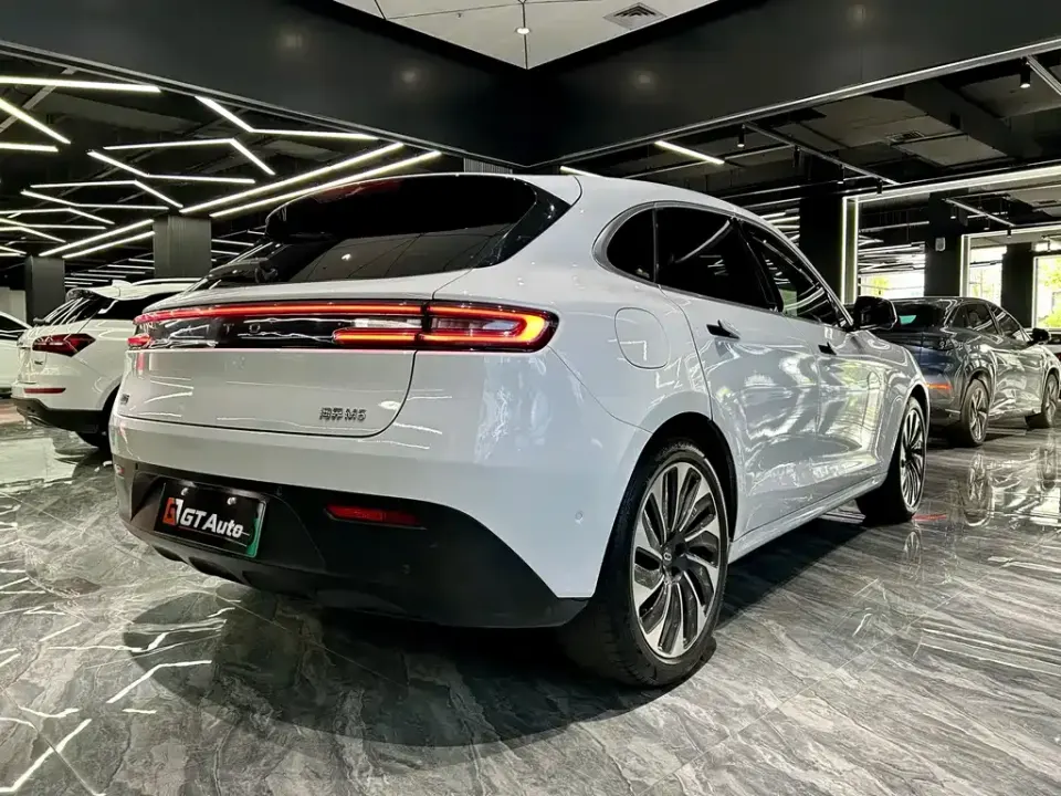 AITO AITO M5