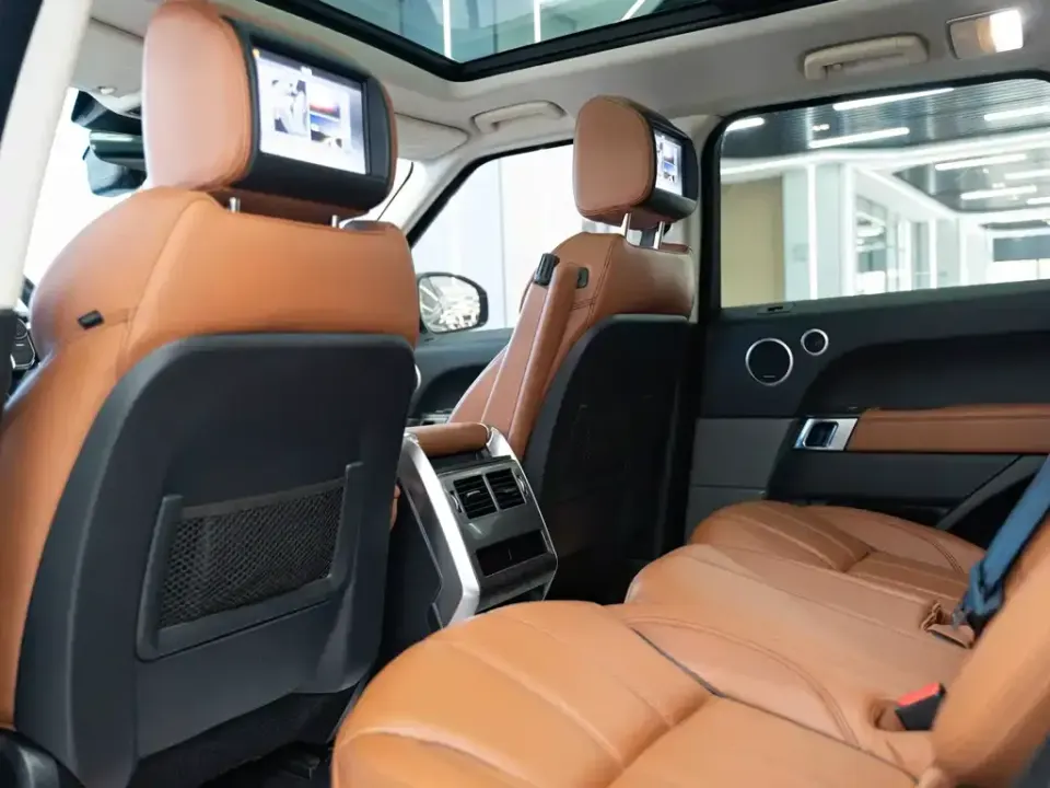 Land Rover Sport