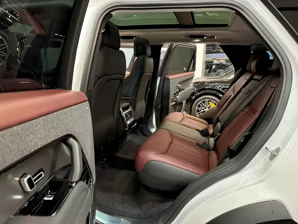 Land Rover Sport