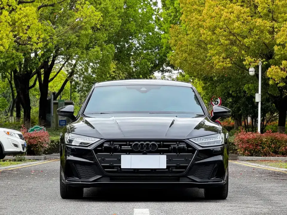 Audi A7L