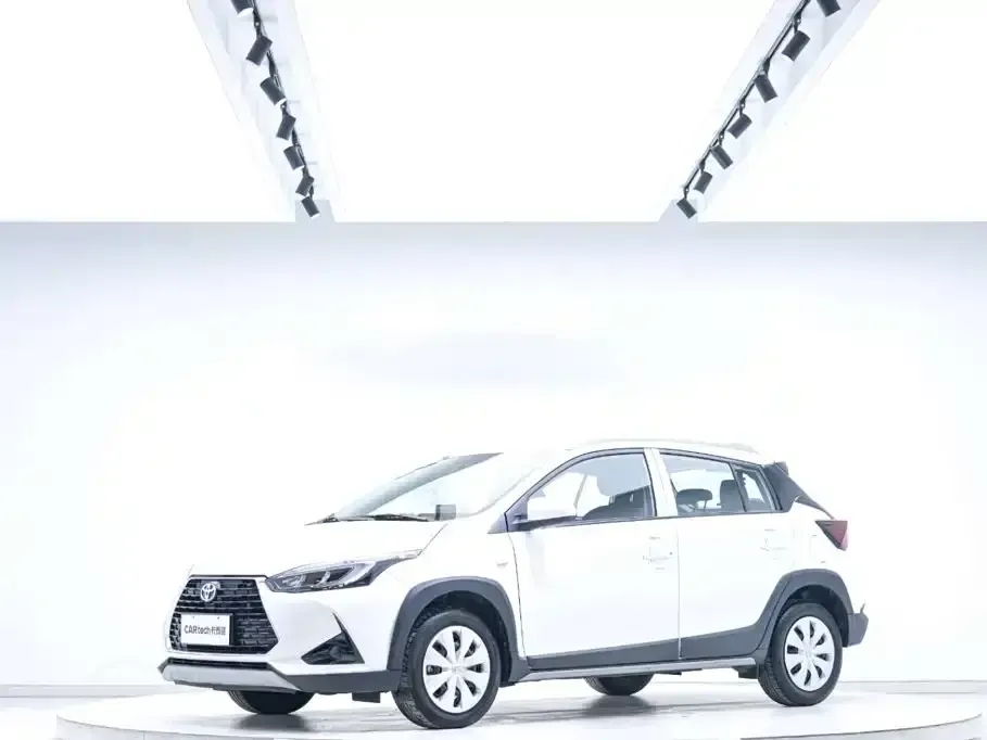 Toyota Yaris L