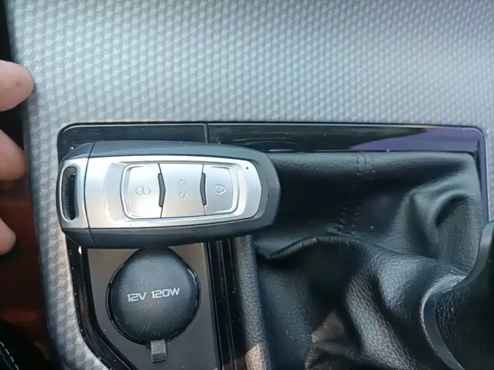 Geely Emgrand GS