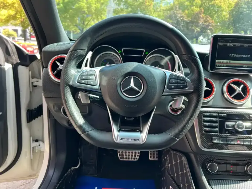 Mercedes-Benz CLA (Import)