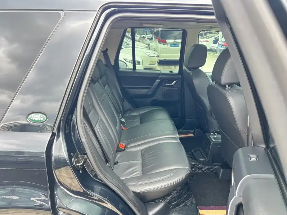 Land Rover Freelander 2