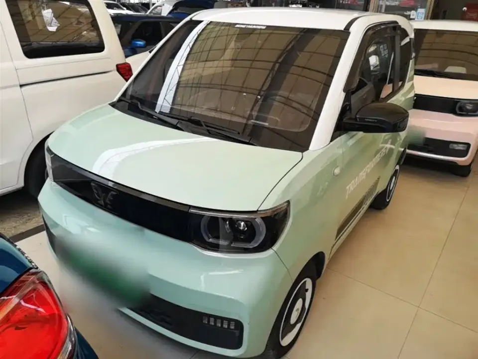 Wuling MINIEV