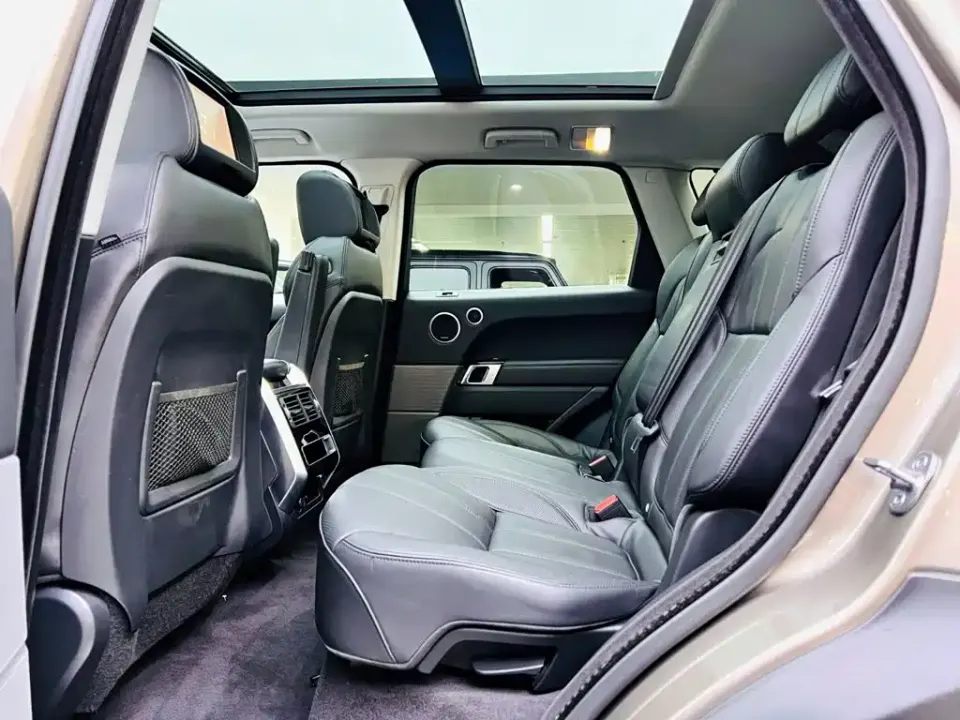 Land Rover Sport