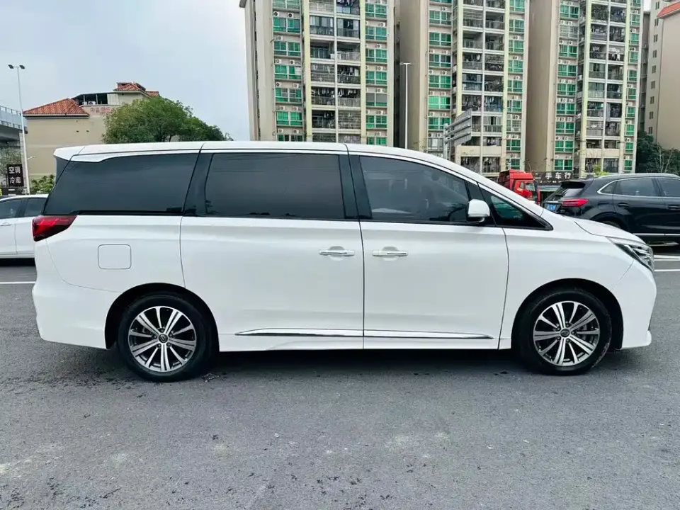 GAC Trumpchi M8