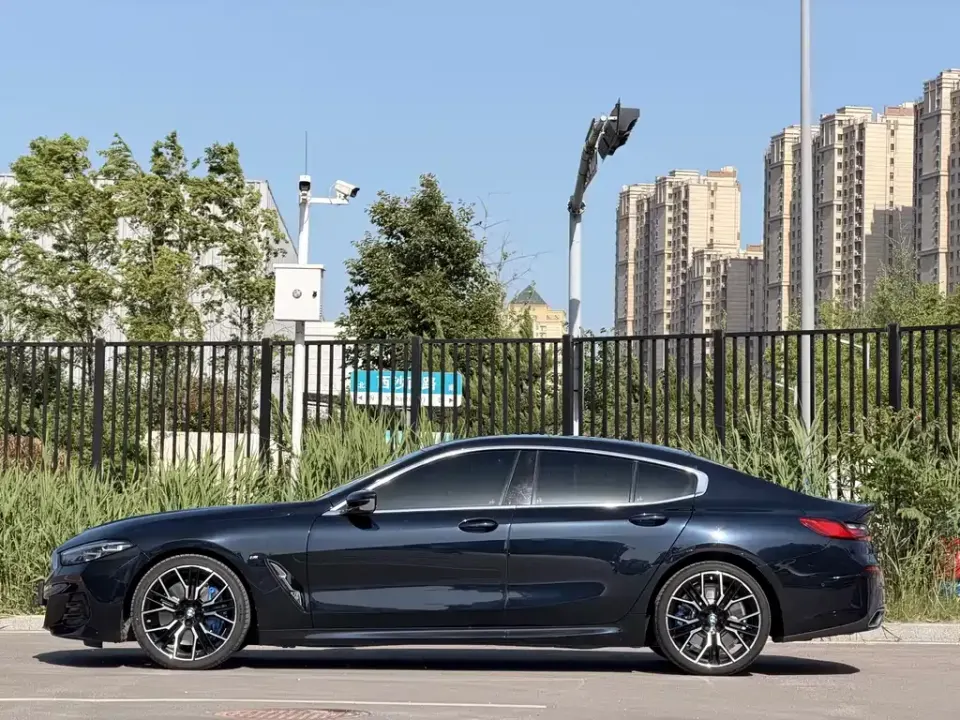 BMW 8 Series