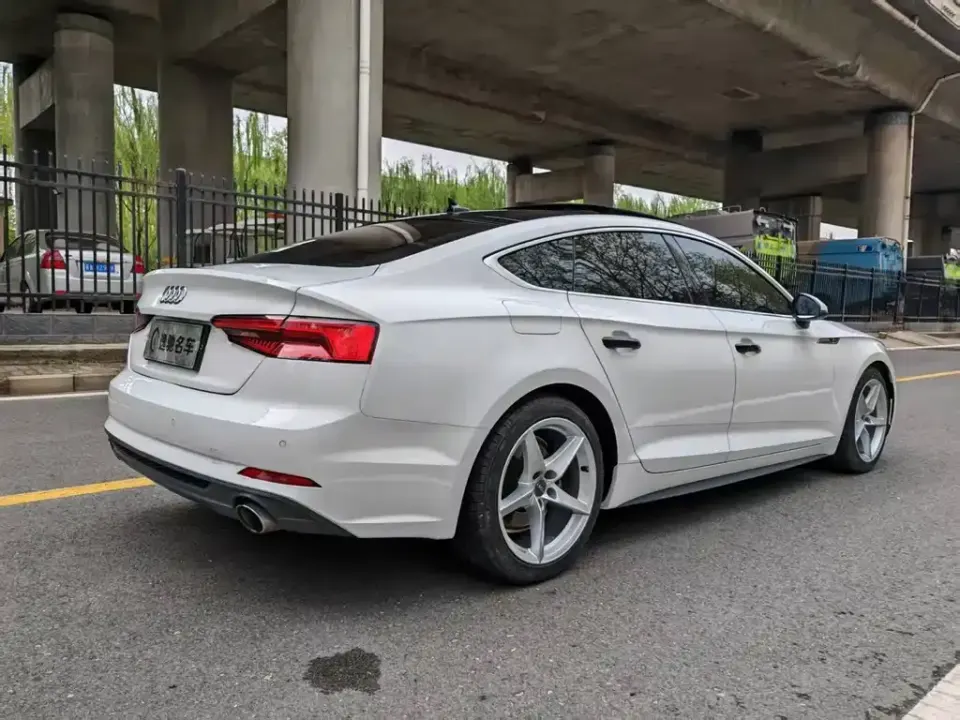 Audi A5 (Import)
