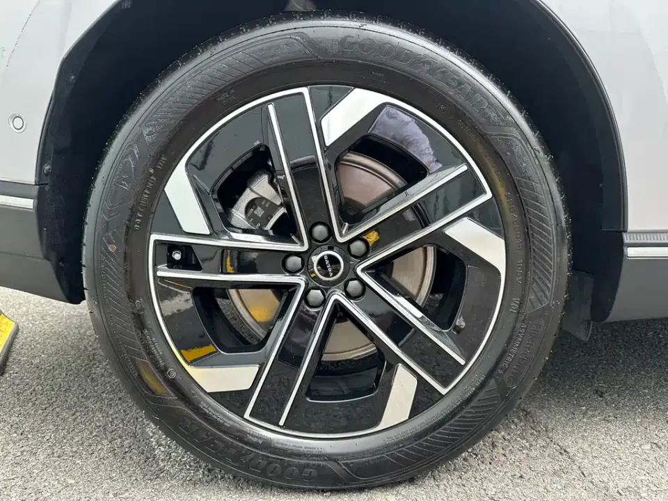 Volvo XC70 PHEV