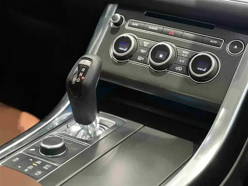Land Rover Sport