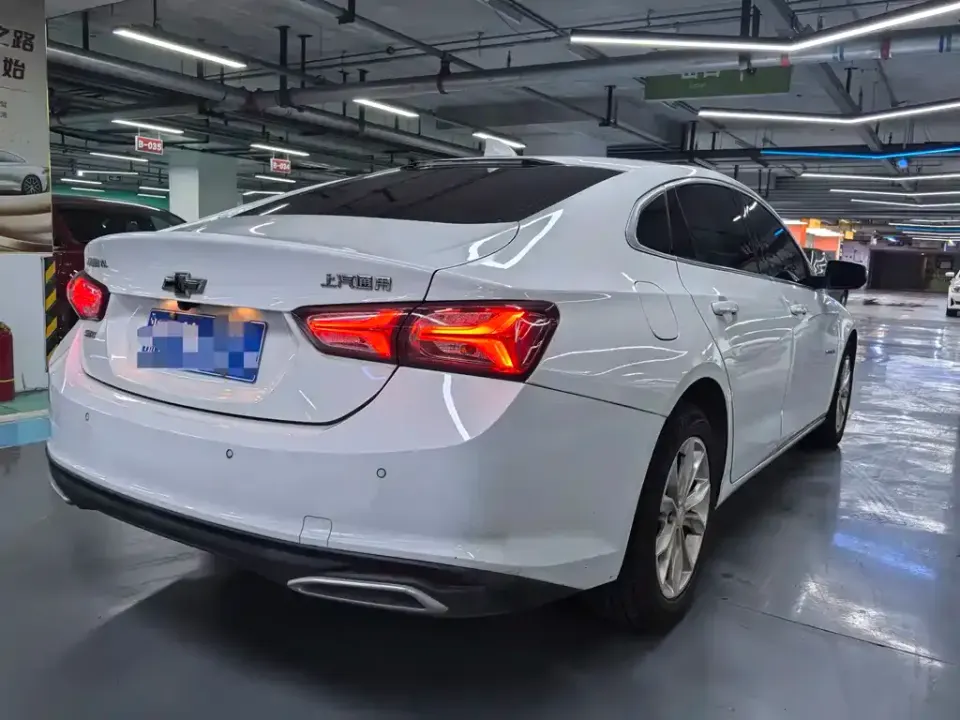 Chevrolet Malibu XL