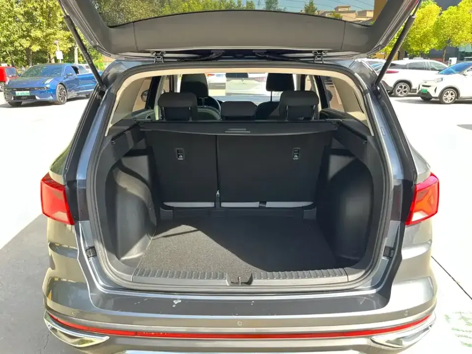 Jetta VS7