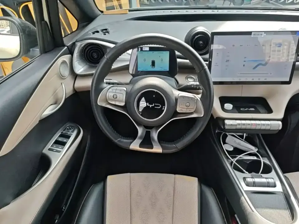 BYD Dolphin